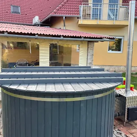 Jasmin House Homestay Vonyarcvashegy