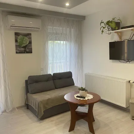Jasmin House *