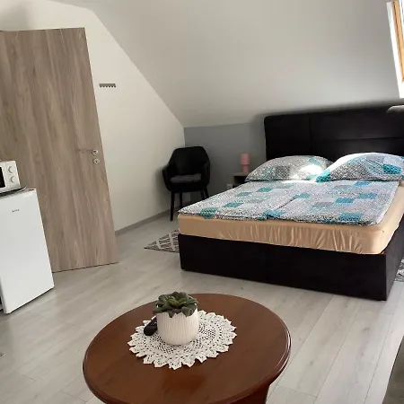 Jasmin House * Vonyarcvashegy