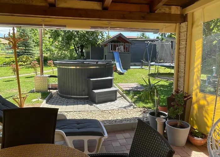 Jasmin House